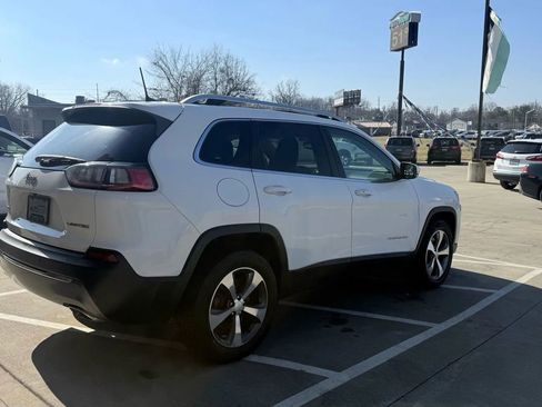 Used 2019 Jeep Cherokee Limited w/ Technology Group image 5