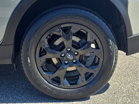 Used 2023 Subaru Crosstrek 2.0i Premium w/ Special Edition image 32