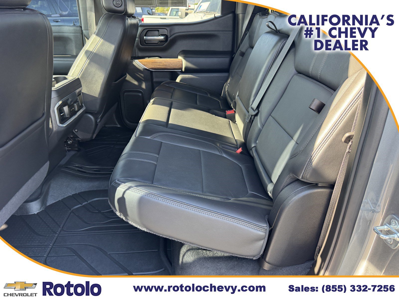 Used 2022 Chevrolet Silverado 1500 High Country w/ Technology Package AWD/4WD image 13