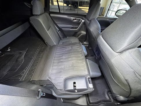 Certified 2025 Toyota RAV4 SE AWD/4WD image 59