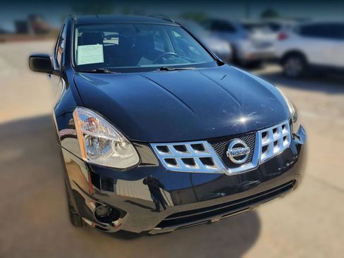 Used 2014 Nissan Rogue S w/ Convenience Package FWD image 15