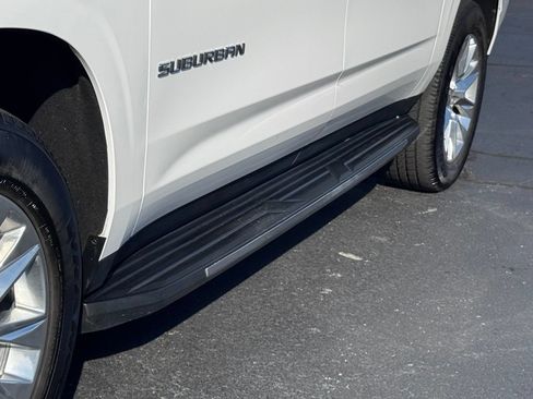 Used 2021 Chevrolet Suburban Premier AWD/4WD image 42