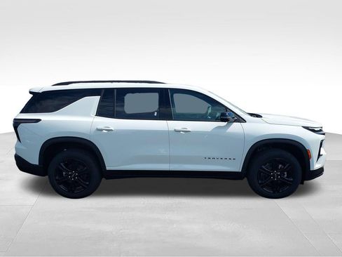 New 2027 Chevrolet Traverse LT w/ Midnight/Sport Edition FWD image 6