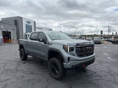 Used 2025 GMC Sierra 1500 AT4 w/ AT4 Premium Package