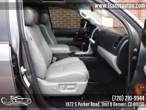 Used 2012 Toyota Tundra Limited w/ Platinum Pkg image 9