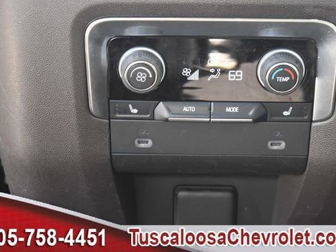 Used 2021 Chevrolet Tahoe LT w/ LT Signature Package RWD image 32