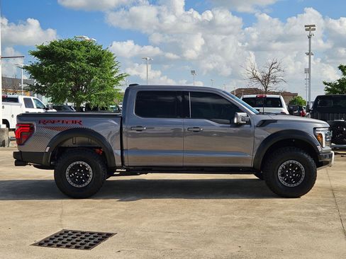 Used 2025 Ford F150 Raptor image 2
