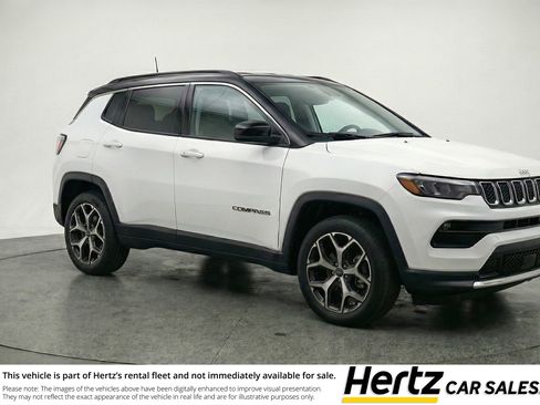 Used 2025 Jeep Compass Limited image 1