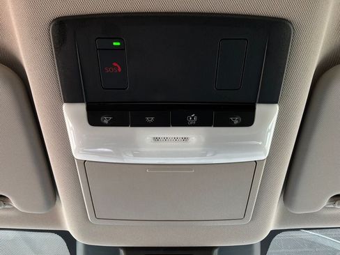 Used 2026 Nissan Rogue SV FWD image 17