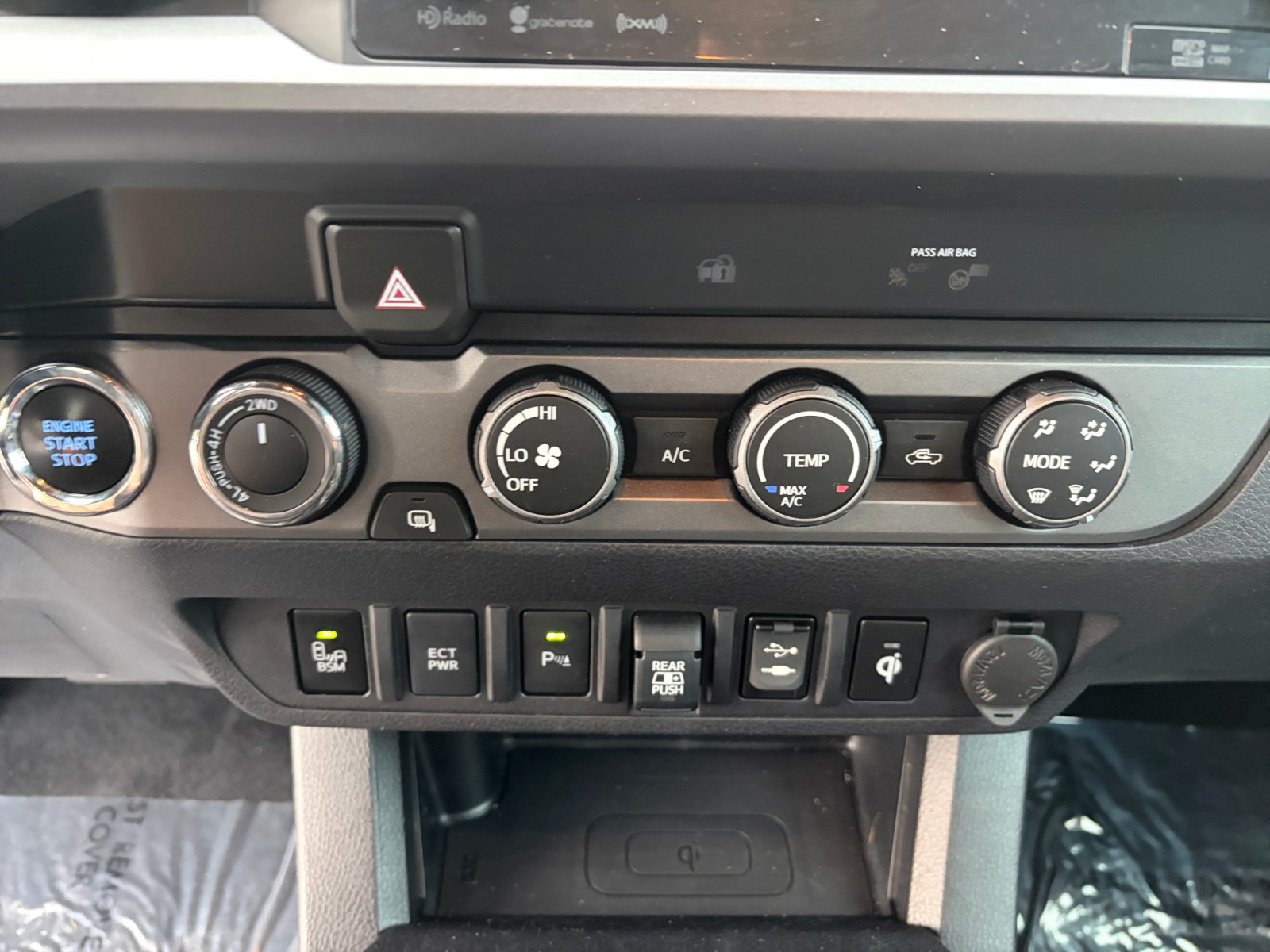 Used 2019 Toyota Tacoma TRD Off-Road AWD/4WD image 21