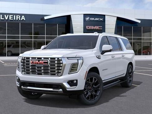 New 2026 GMC Yukon XL Denali w/ Denali Reserve Package image 6