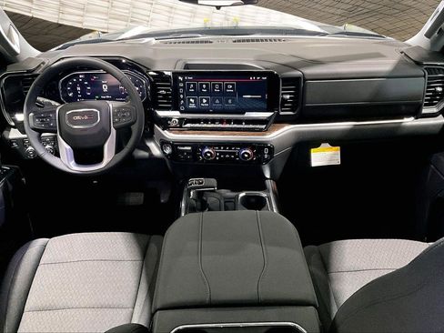 New 2026 GMC Sierra 1500 Elevation image 7