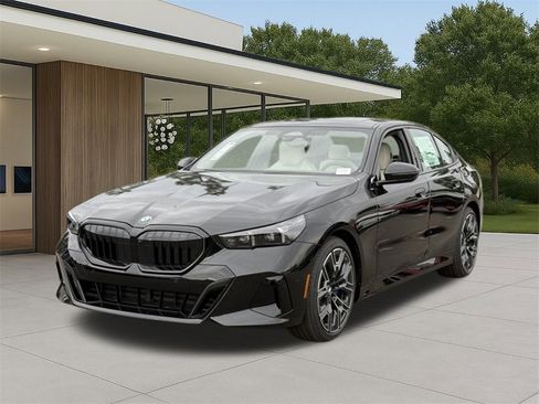 New 2026 BMW 530i 530i w/ M Sport Package image 2