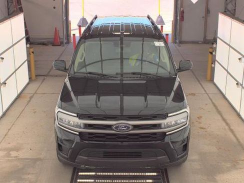 Used 2024 Ford Expedition Max XLT RWD image 7