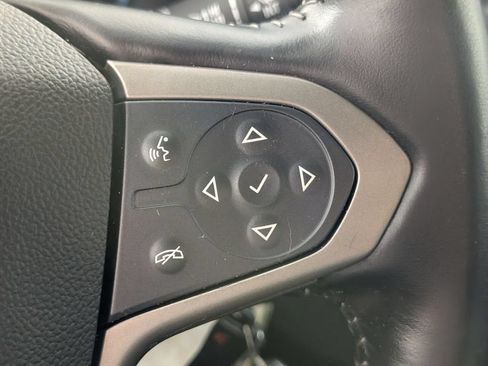 Used 2018 Chevrolet Colorado Z71 AWD/4WD image 16
