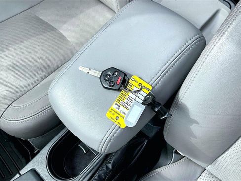 Used 2017 Subaru Forester 2.5i Limited image 18