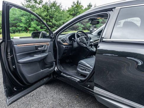 Used 2018 Honda CR-V Touring image 24