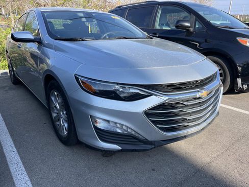 Used 2021 Chevrolet Malibu LT image 1
