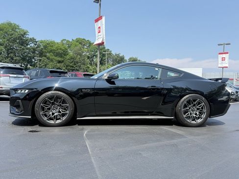 Used 2024 Ford Mustang GT Premium w/ GT Performance Package image 3