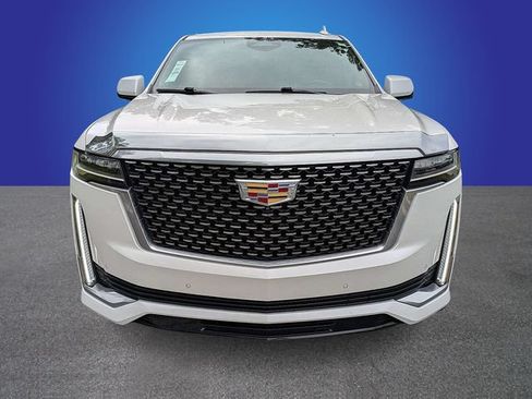 Used 2021 Cadillac Escalade ESV Premium Luxury w/ Driver Assist Tech Package RWD image 8