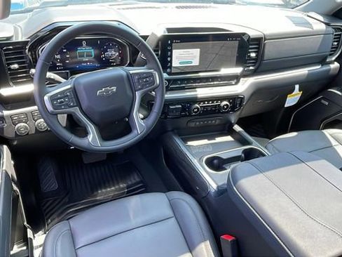 Used 2026 Chevrolet Silverado 3500 LTZ w/ LTZ Plus Package AWD/4WD image 17