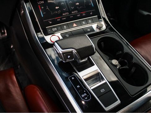 Used 2020 Audi SQ7 Premium Plus AWD/4WD image 21