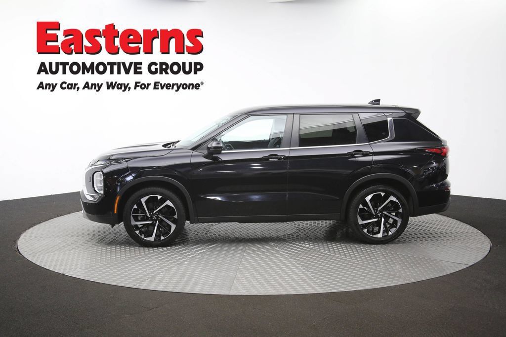 Used 2024 Mitsubishi Outlander SE AWD/4WD image 61