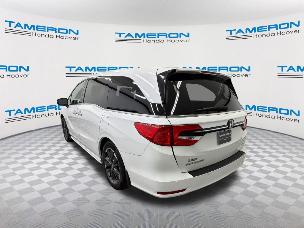 Used 2022 Honda Odyssey Elite image 3