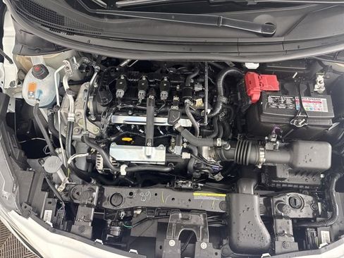 New 2025 Nissan Versa SR w/ Trunk Package image 23