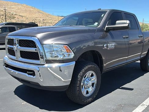Used 2015 RAM 3500 Tradesman w/ Chrome Appearance Group AWD/4WD image 3