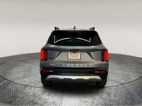 Used 2022 Kia Sorento SX Prestige image 7