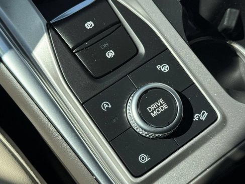 Used 2020 Ford Explorer Platinum w/ Premium Technology Package AWD/4WD image 36