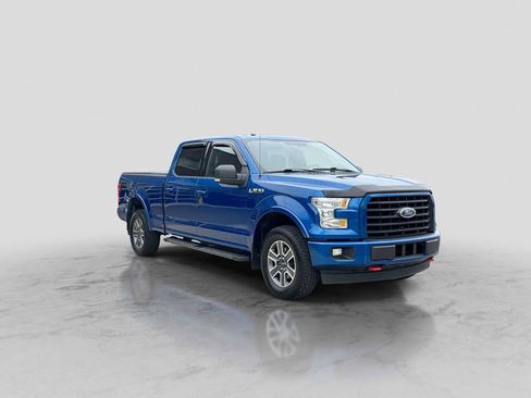 Used 2017 Ford F150 XLT w/ Equipment Group 301A Mid AWD/4WD image 8