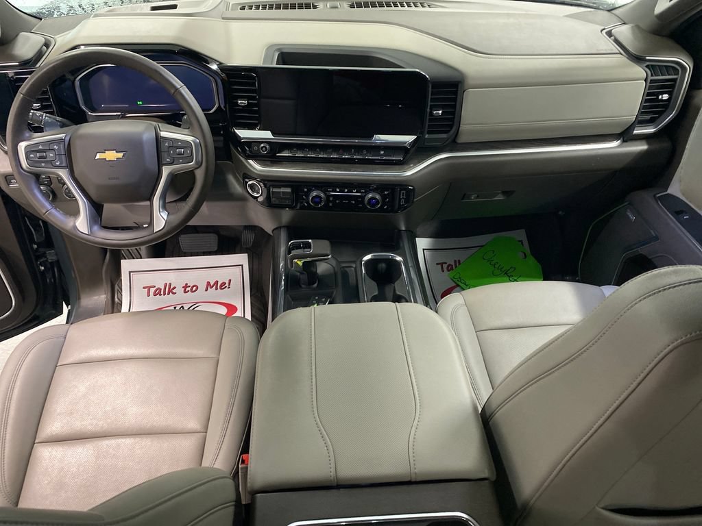 Used 2026 Chevrolet Silverado 1500 LTZ AWD/4WD image 19