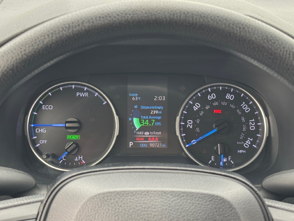 Used 2019 Toyota RAV4 LE w/ Carpet Mat Package AWD/4WD image 14