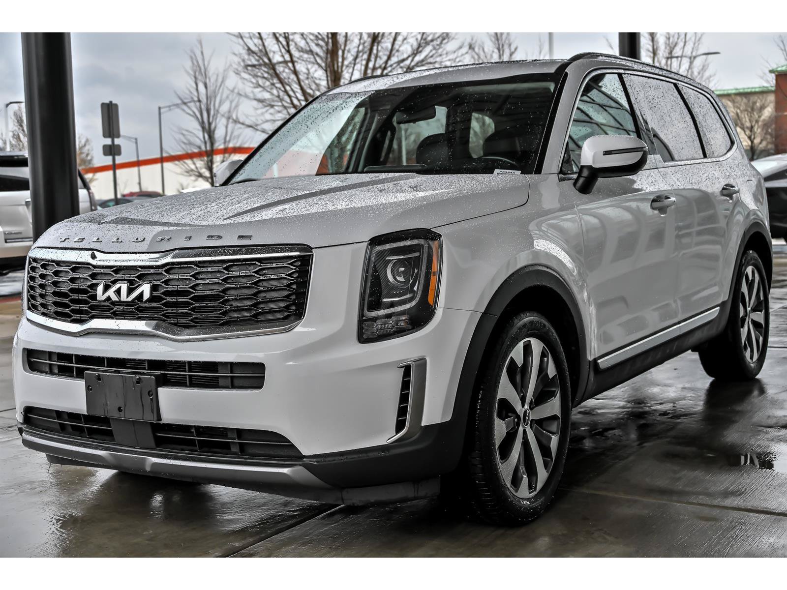 Used 2022 Kia Telluride S AWD/4WD image 5