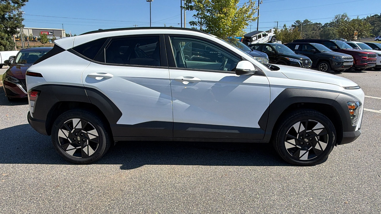 Used 2025 Hyundai Kona SEL AWD/4WD image 7