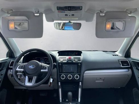 Used 2018 Subaru Forester 2.5i Premium AWD/4WD image 3