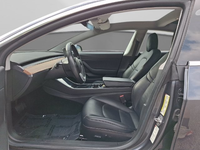 Used 2018 Tesla Model 3 Long Range RWD image 15