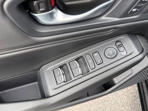 Used 2025 Honda Accord EX-L image 10