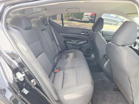 Used 2022 Nissan Altima 2.5 S FWD image 15