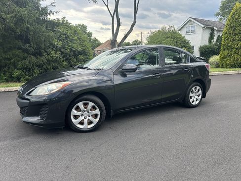 Used 2013 MAZDA MAZDA3 i Sport FWD image 4