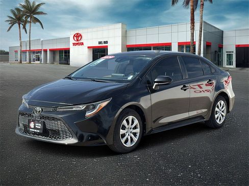 Used 2020 Toyota Corolla LE image 6