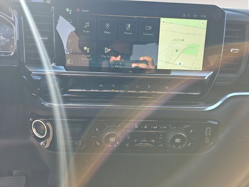 Used 2025 Chevrolet Silverado 1500 LT image 11