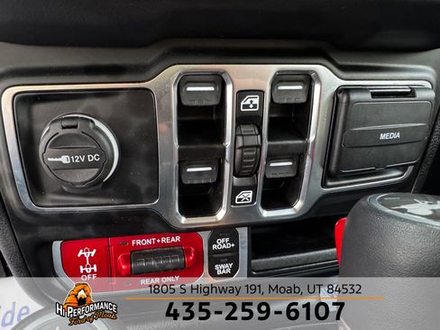 Used 2024 Jeep Wrangler Unlimited Rubicon AWD/4WD image 30