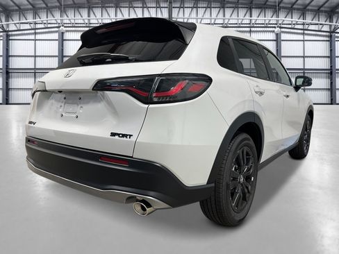 New 2027 Honda HR-V Sport image 5