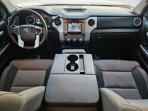Used 2017 Toyota Tundra SR5 image 16