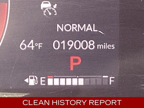 Used 2025 Honda HR-V Sport image 3