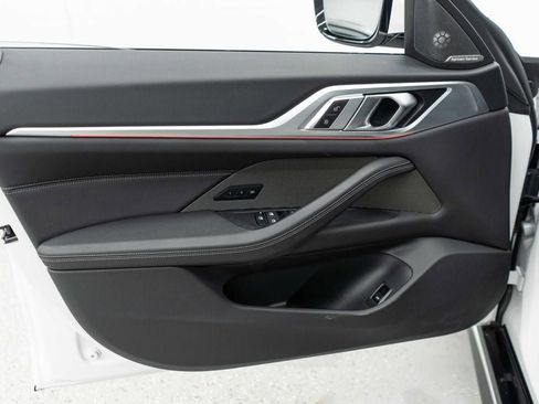 Used 2025 BMW 430i xDrive w/ Premium Package image 15