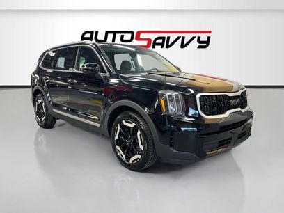 Used 2025 Kia Telluride S
